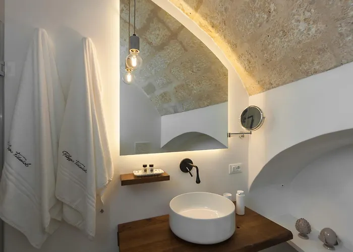 Palazzo Fiscaiolo 3* Monopoli